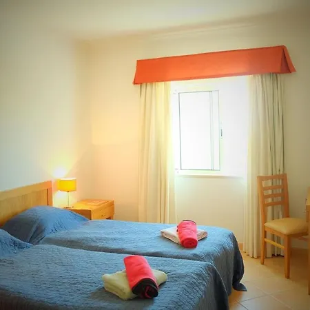 Fabulous Sea View Townhouse In De No12 度假居 Luz